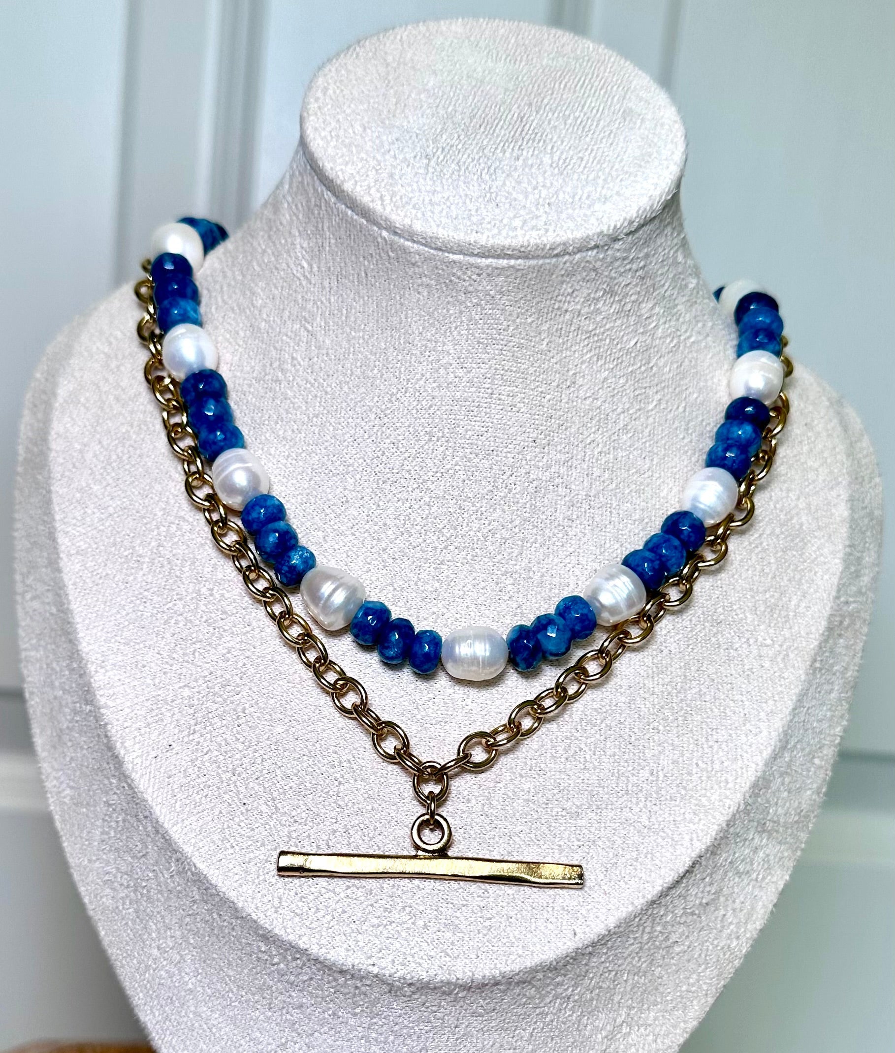 Golden Line Necklace