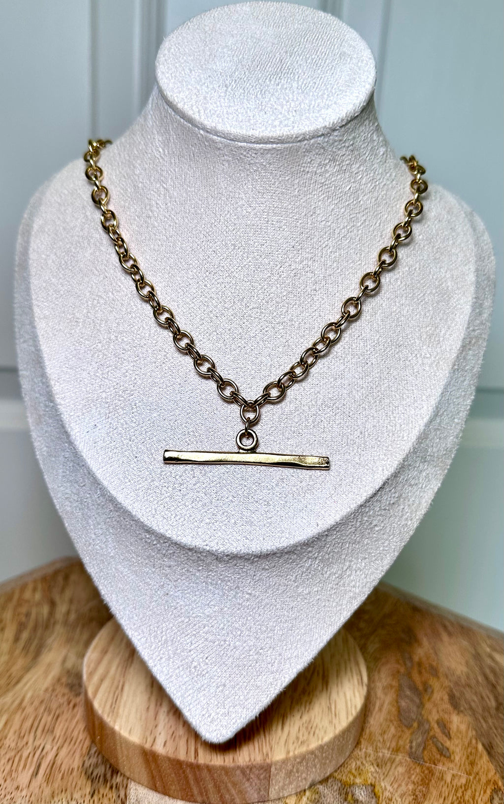 Golden Line Necklace