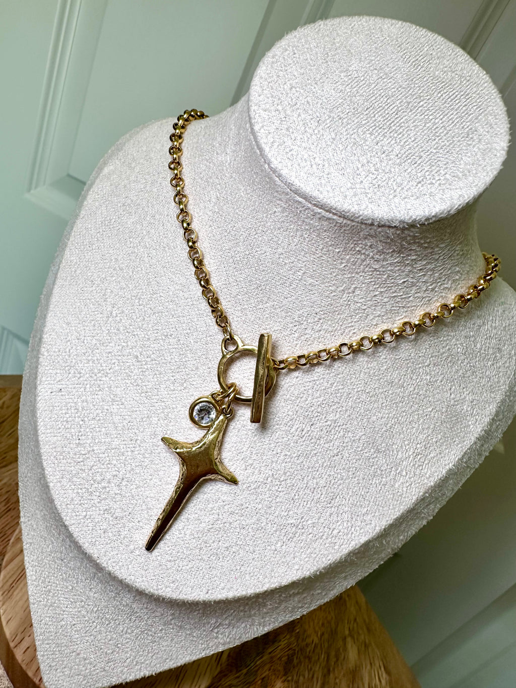 Gilded Grace Necklace