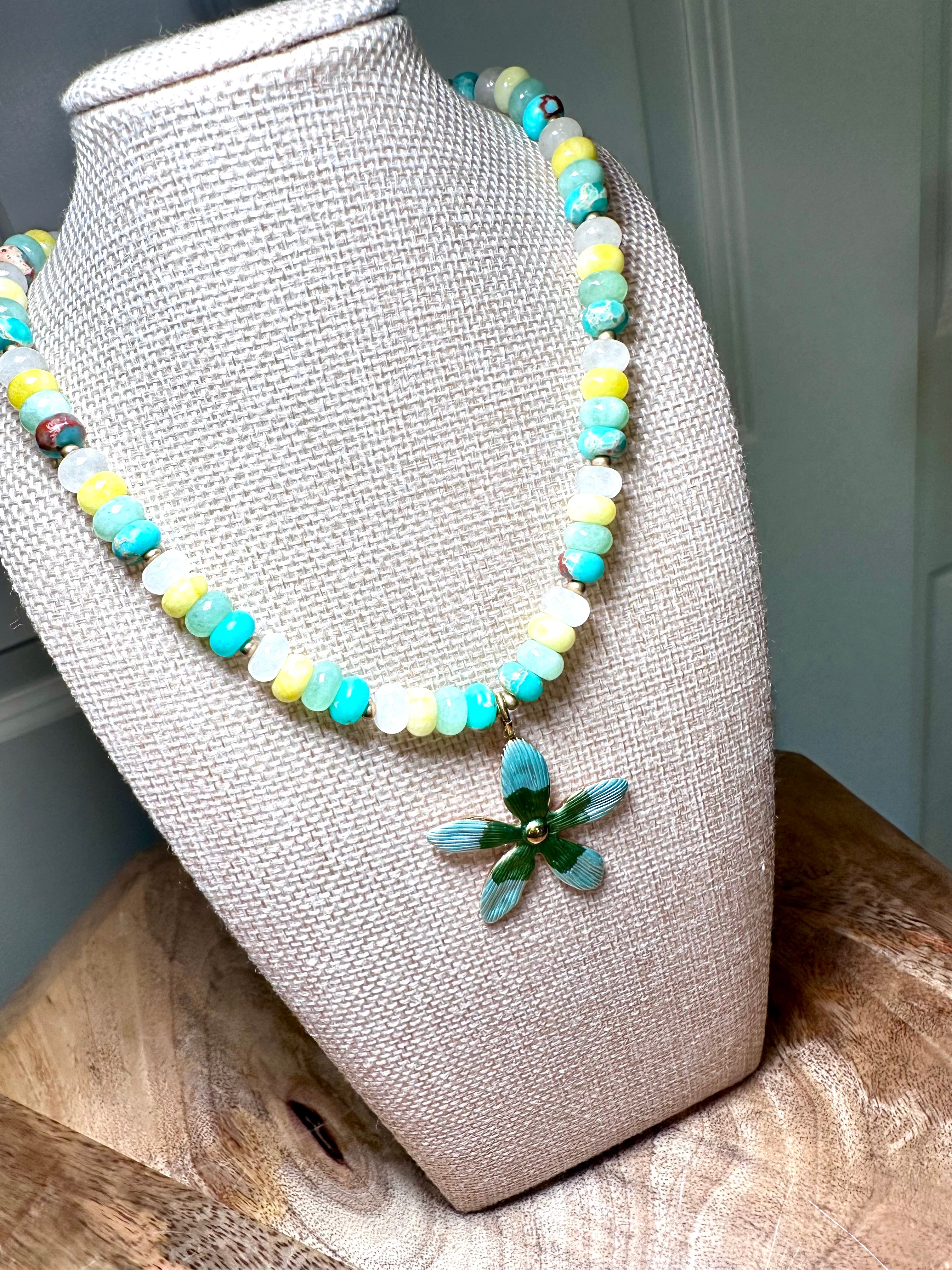 Daisy Tide Necklace