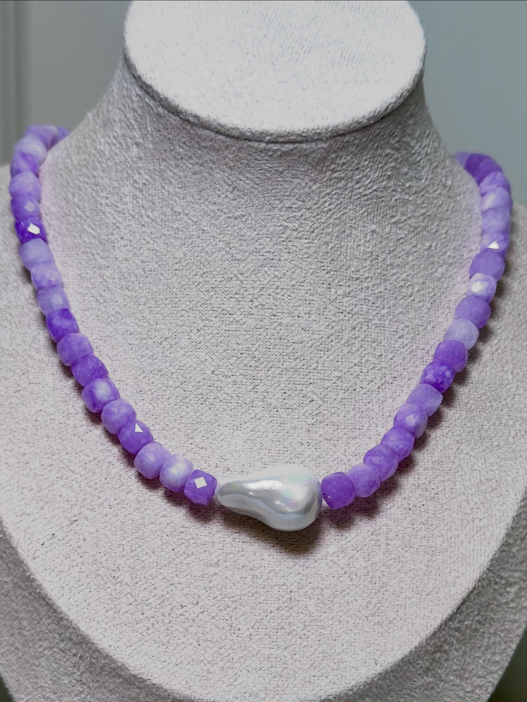 Sorbet Pearl Necklace Collection