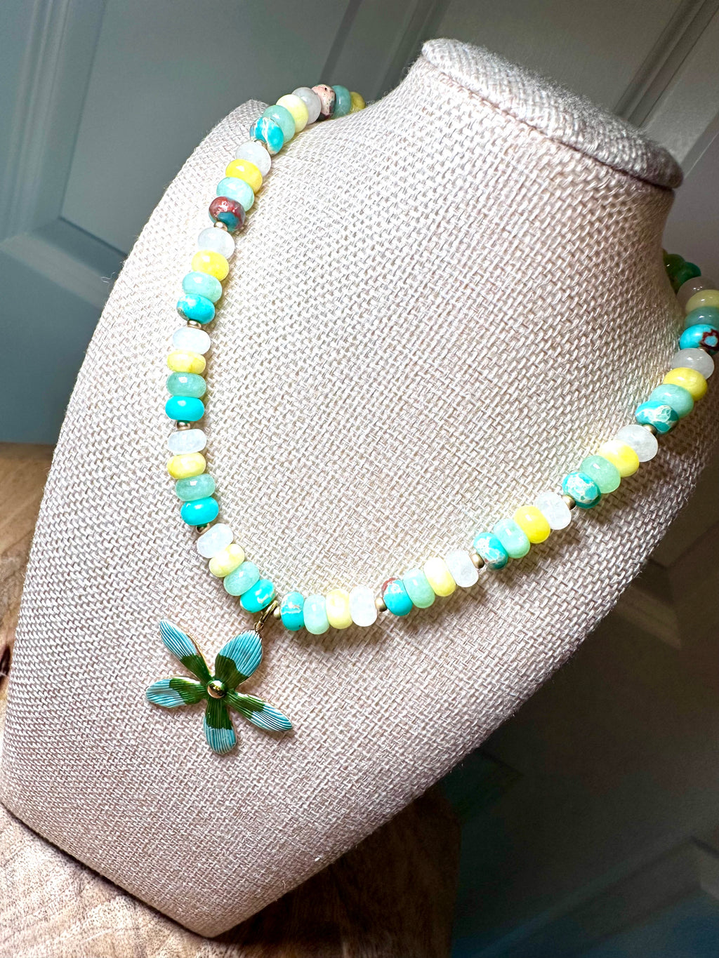 Daisy Tide Necklace